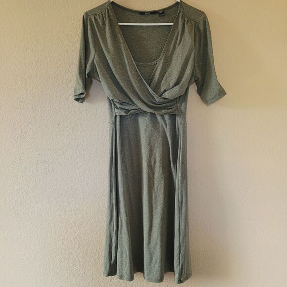 Betabrand Dress Layered Front Faux Wrap Size Medium Green Casual Stretch Comfort - Picture 1 of 7